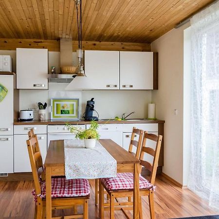 Ferienwohnung Erdgeschoss ユーバーリンゲン エクステリア 写真