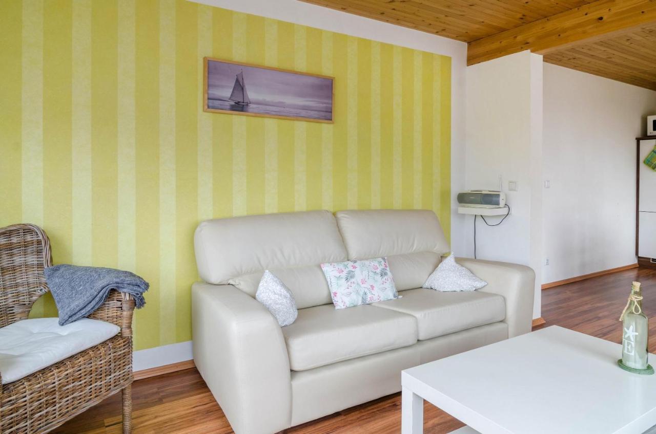 Ferienwohnung Erdgeschoss ユーバーリンゲン エクステリア 写真